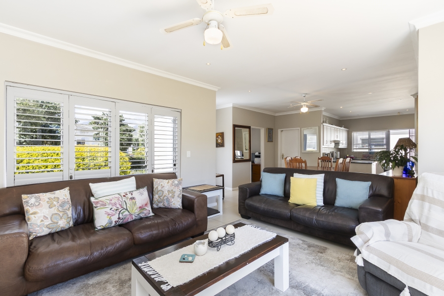 To Let 3 Bedroom Property for Rent in Heritage Park Western Cape